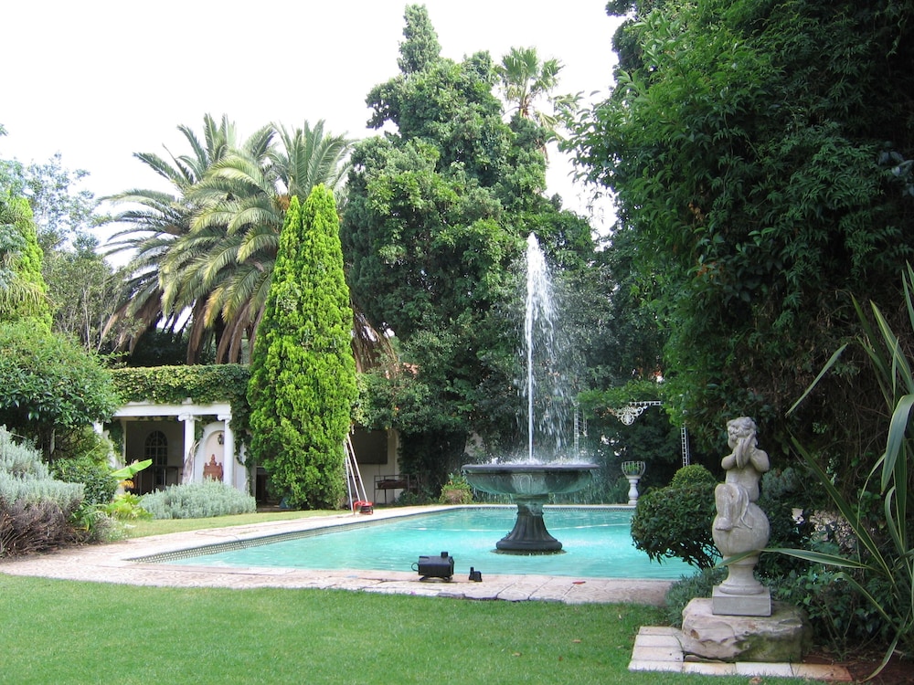 Villa Victoria Executive Guest House 20/26