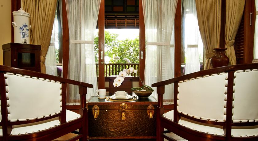 Kampung Sumber Alam Garut 36/50