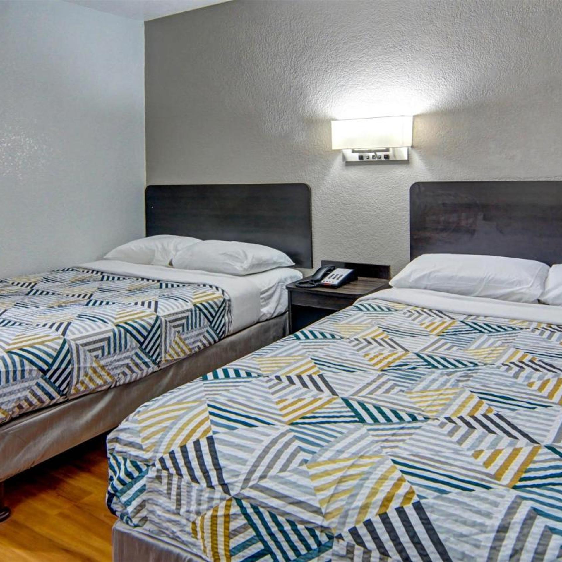 غرفة رباعية، Motel6 Longview, TX 7/10