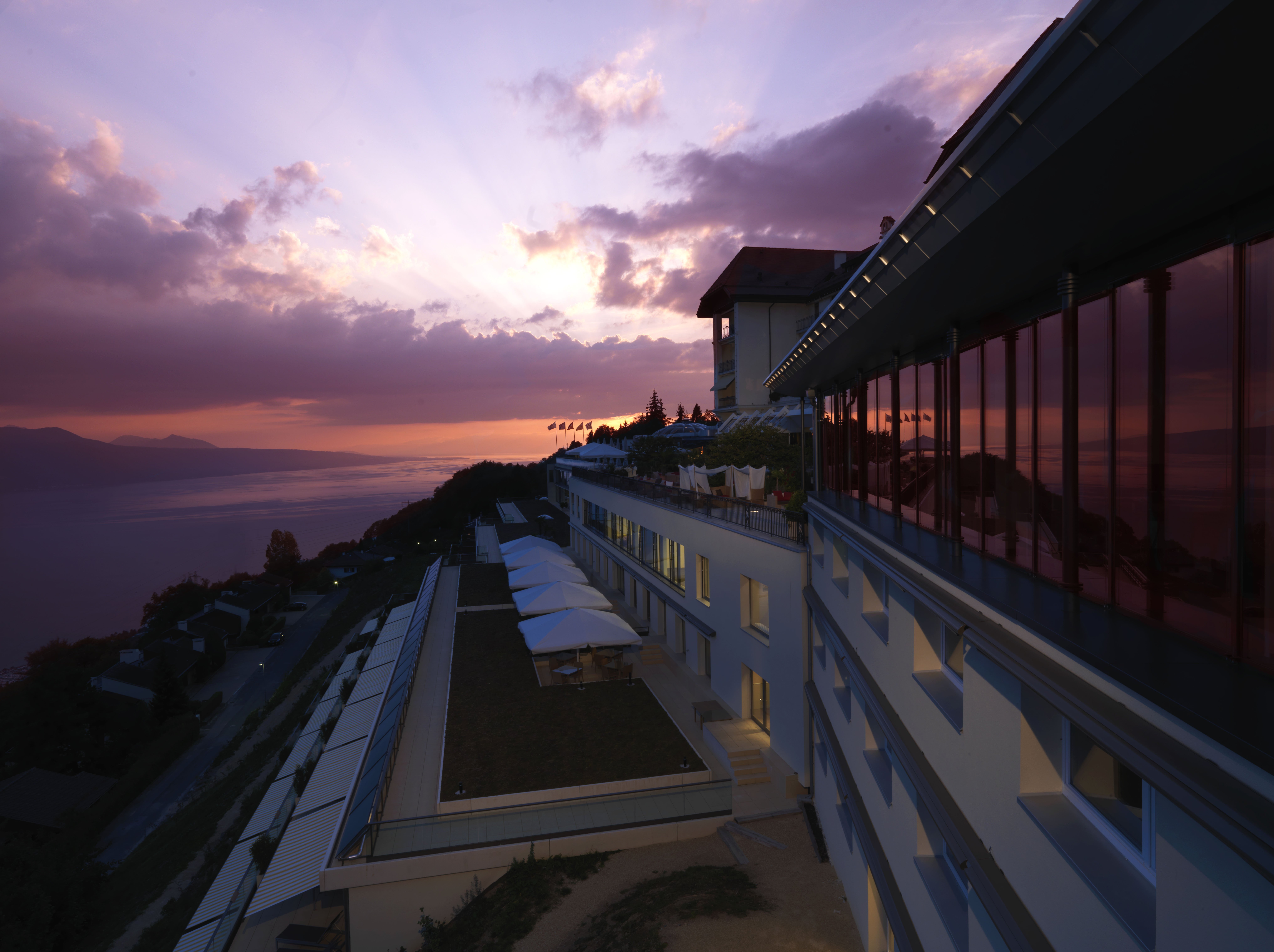 Le Mirador Resort and Spa 4/83
