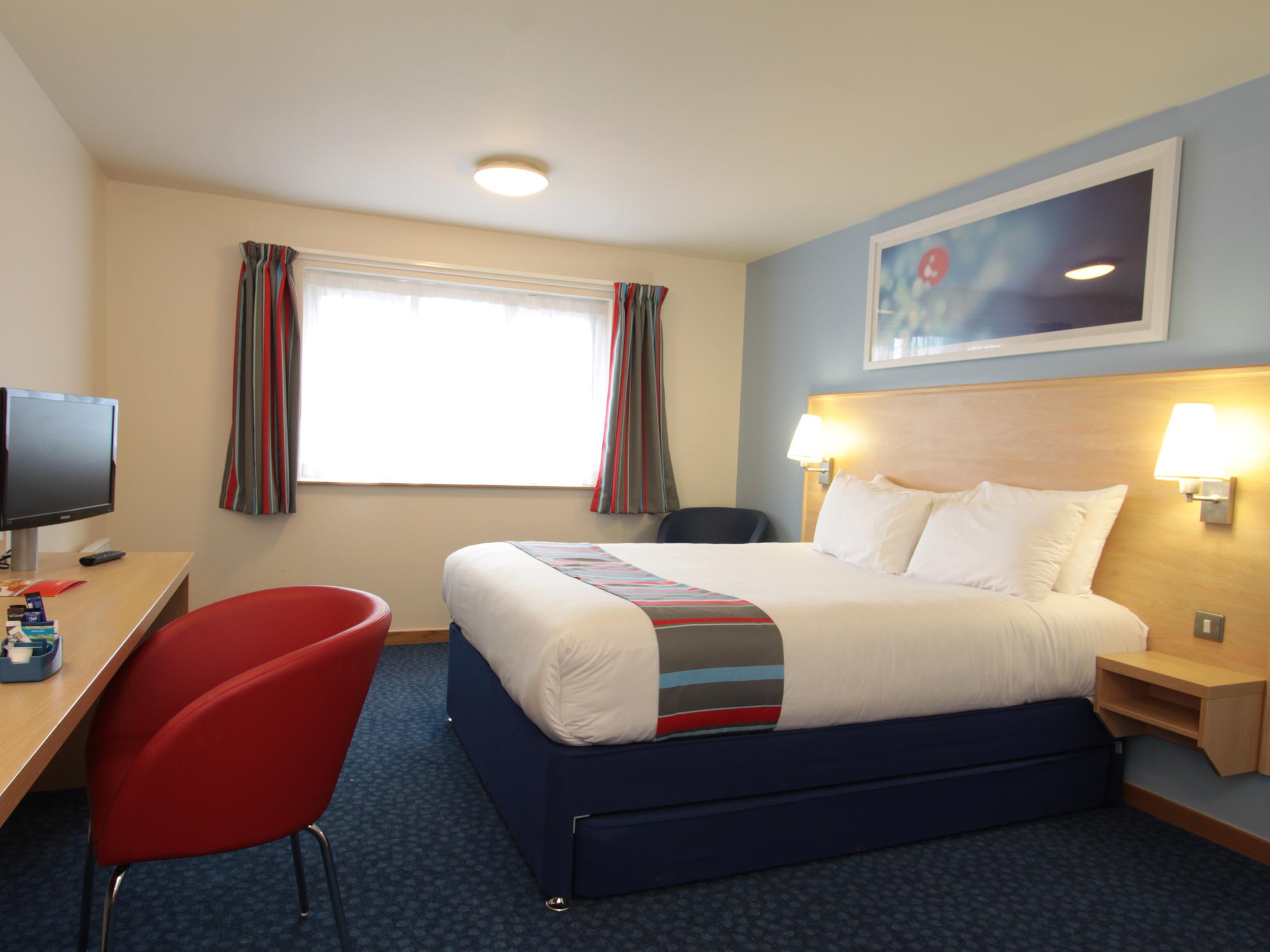 Travelodge Cardiff Central 16/22