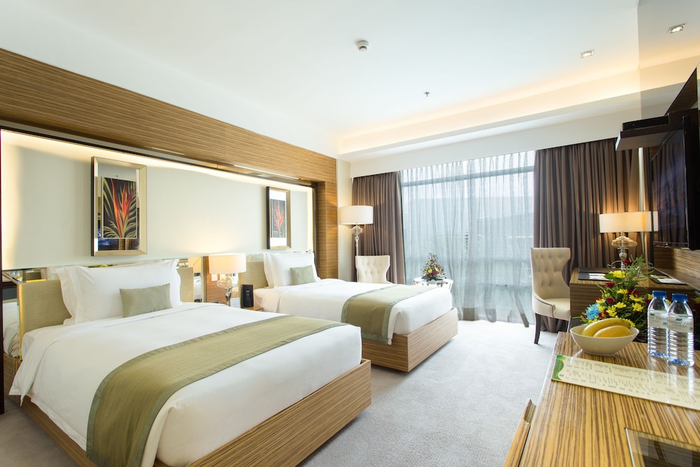 DELUXE, TWIN BEDS