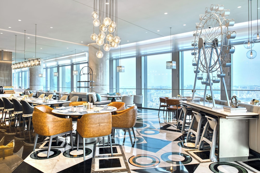 Pullman Shenzhen North 48/63
