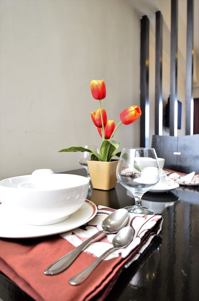 Resort Suites At Bandar Sunway 61/68