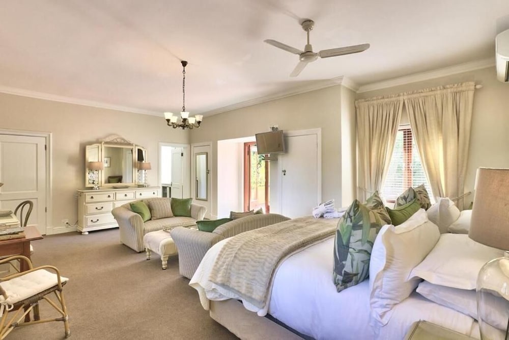 Fernwood Manor 13/50
