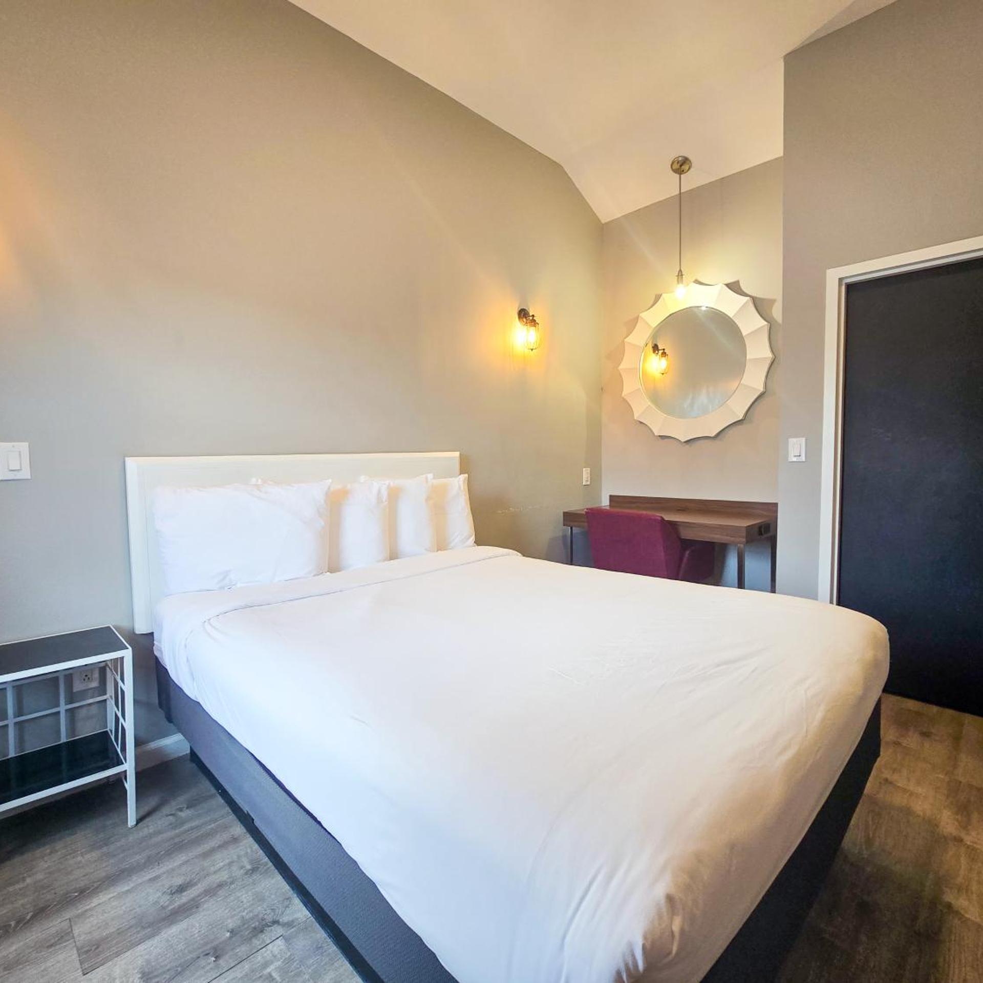 Penn Lodge Hotel & Suites 21/50
