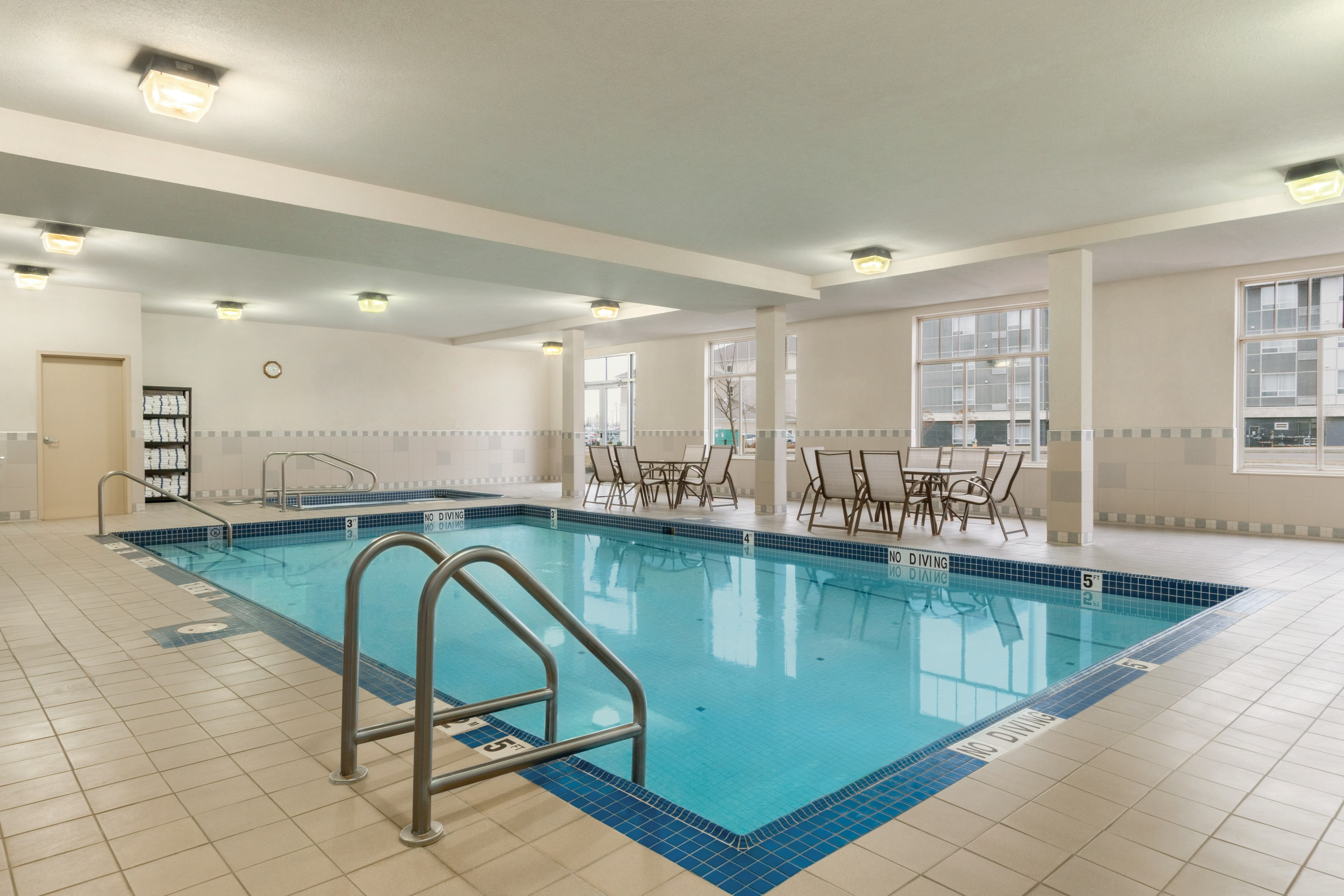 Hampton Inn By Hilton Edmonton/South Alberta Canada 4/15