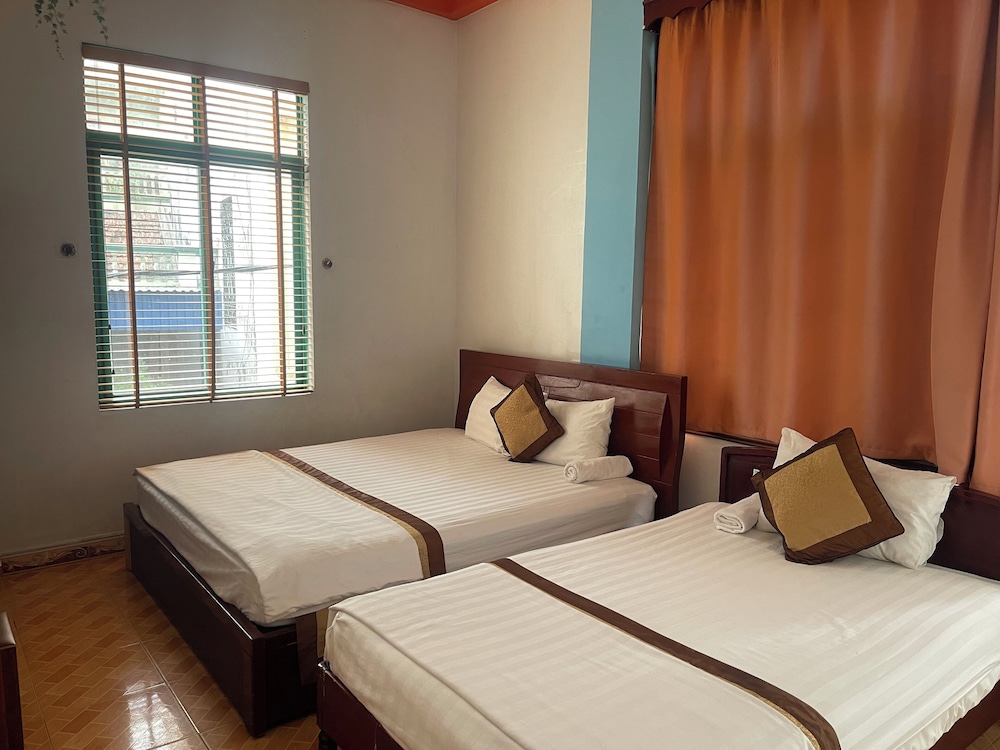 Alex Hotel 5/72