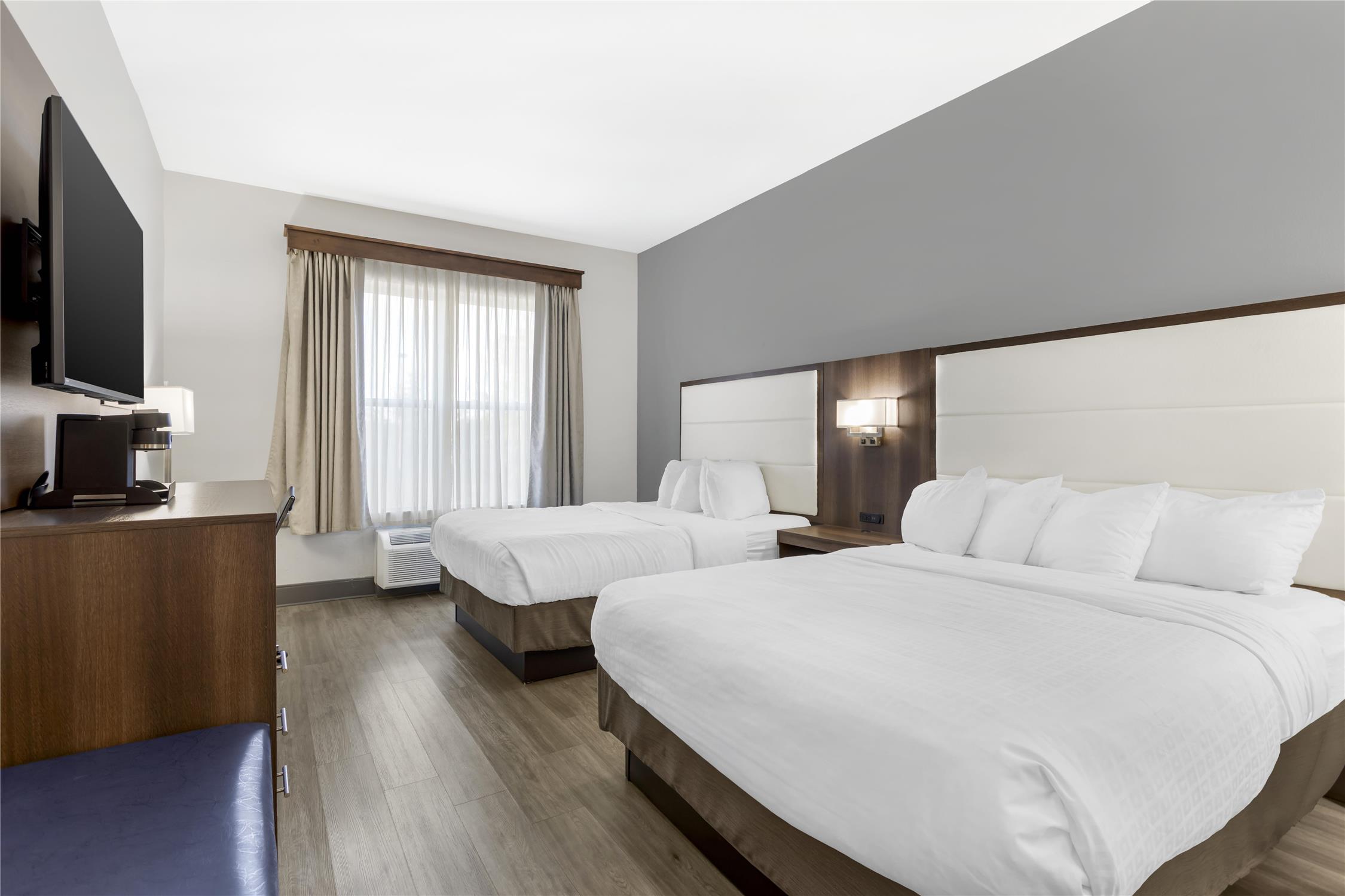 Best Western Plus First Coast Inn & Suites 10/53