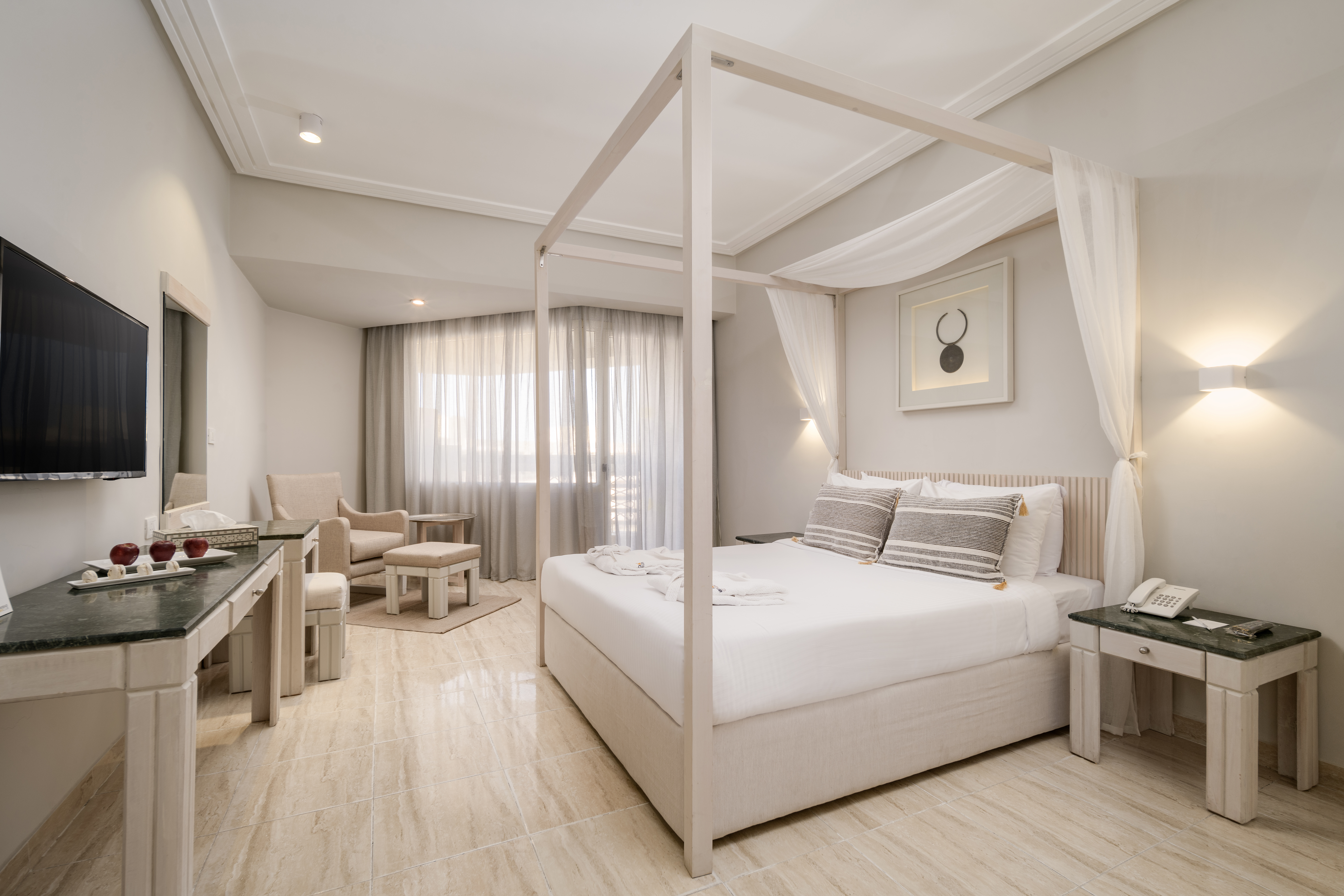 Deluxe, Double or Twin Bed