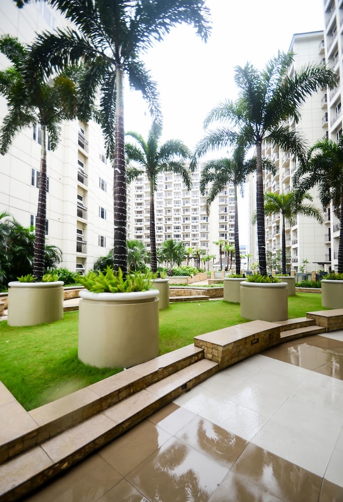 Extremeli Suites 60/65