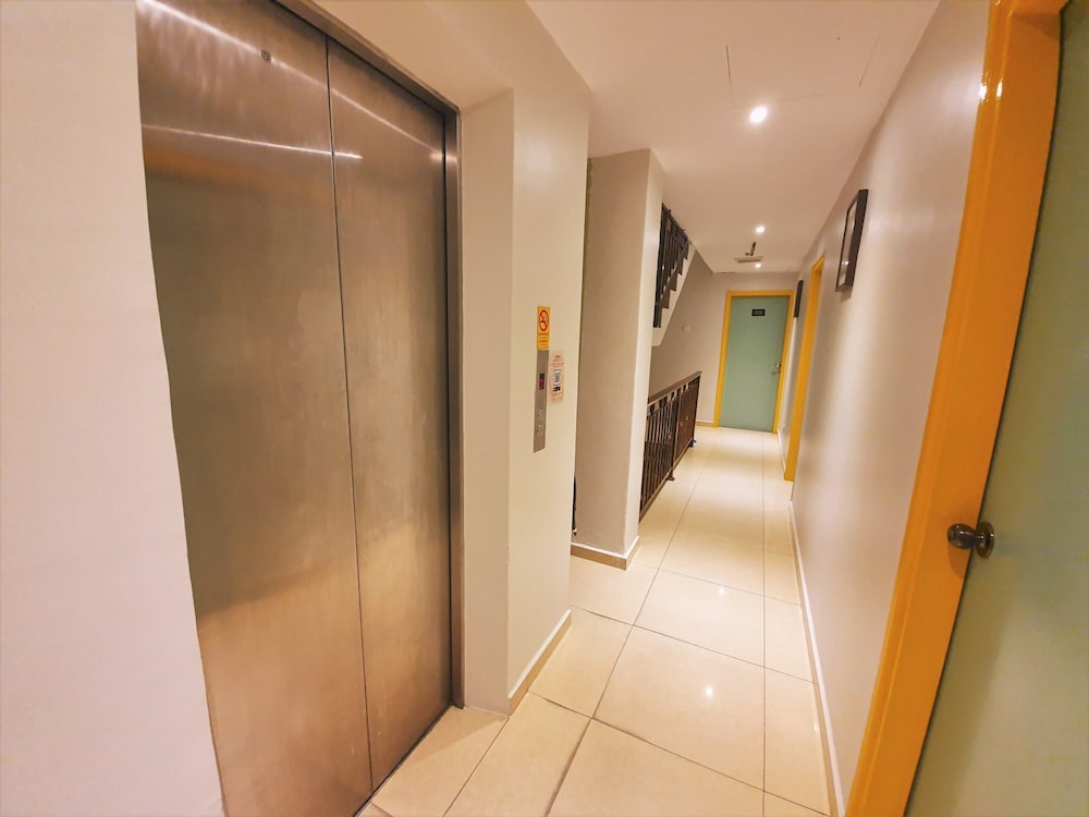 De Uptown Hotel Subang Jaya 30/45