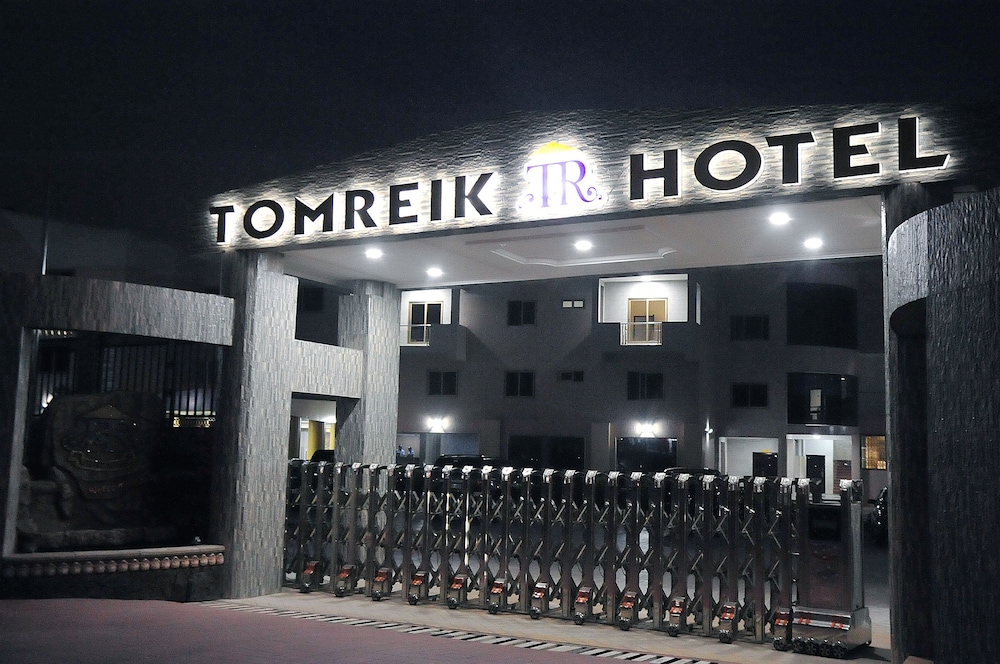 Tomreik Hotel 2/55
