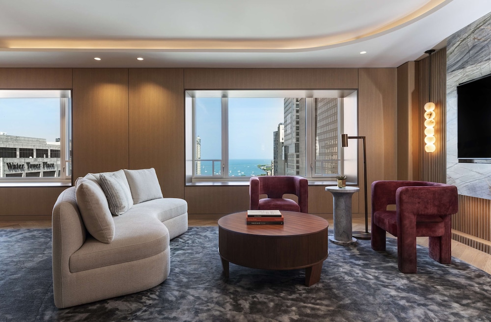 Park Hyatt Chicago 57/91