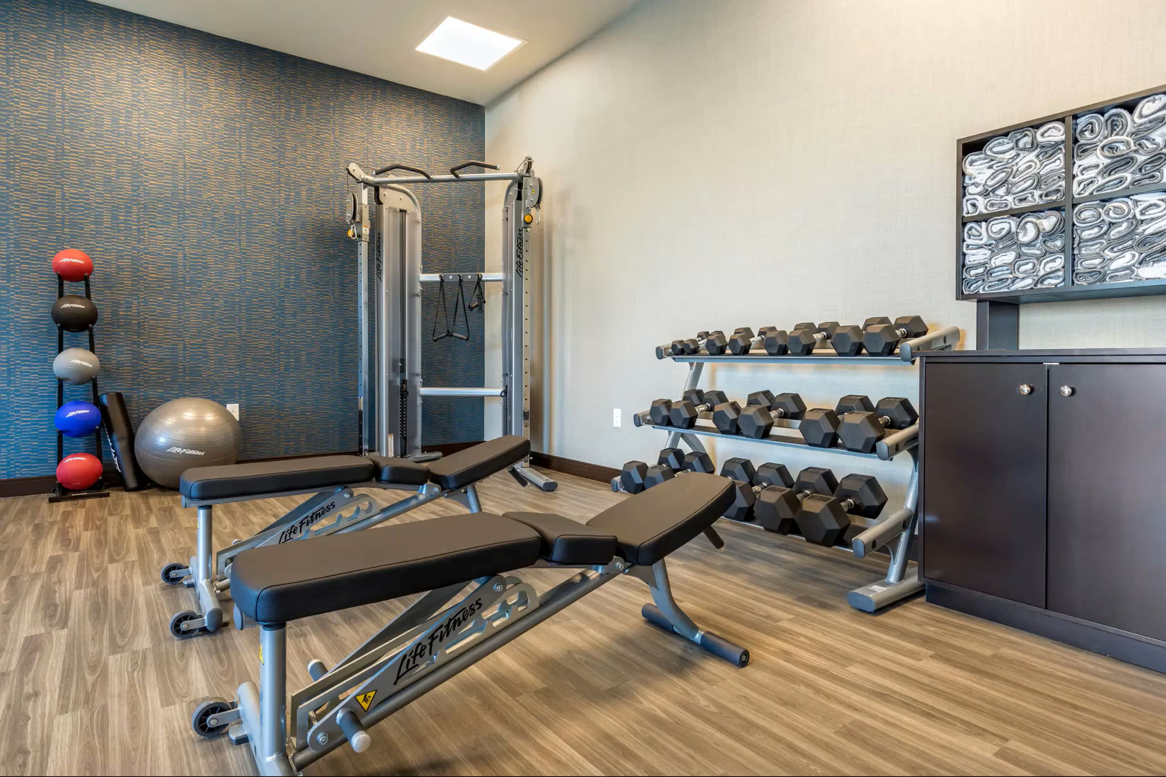 Holiday Inn Express Bettendorf - Davenport NE by IHG 22/41
