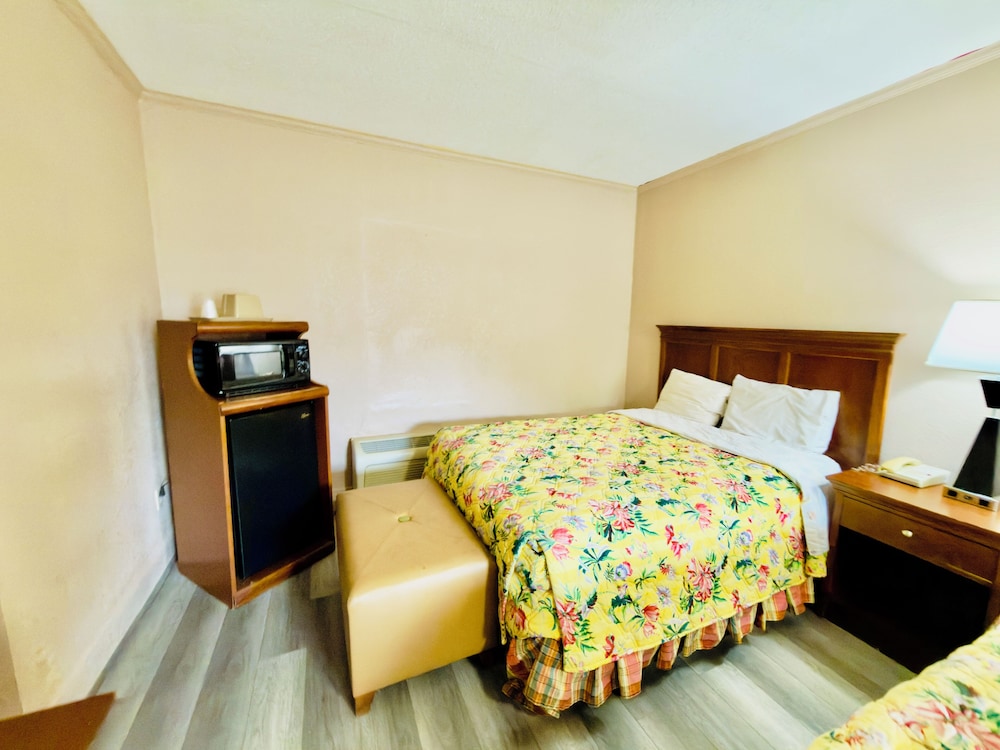 Motel 6 Williamston, NC - Highway 17 33/61