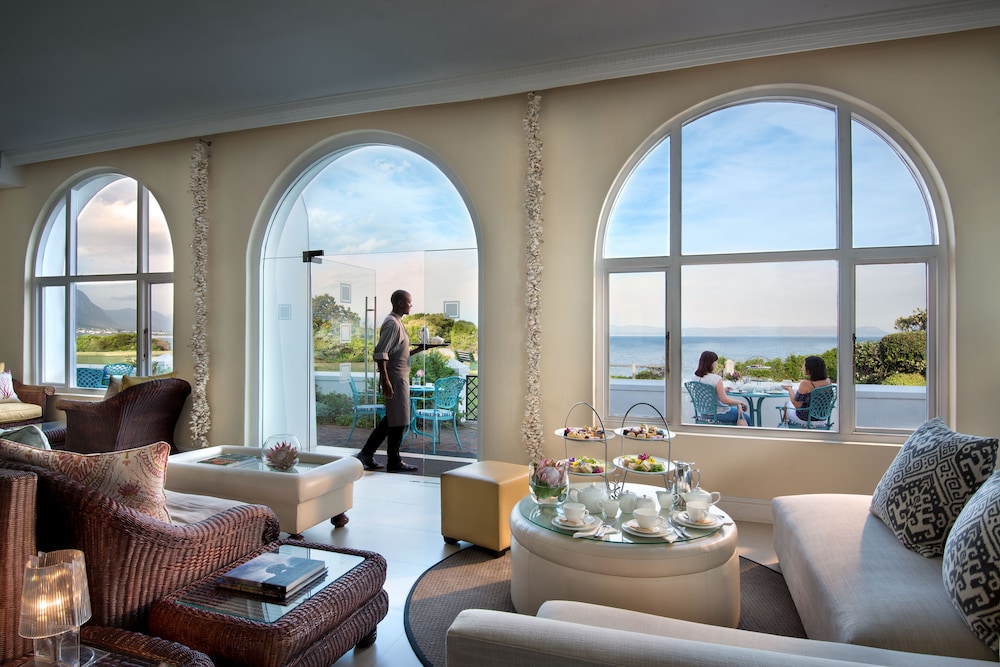 The Marine Hermanus 48/91