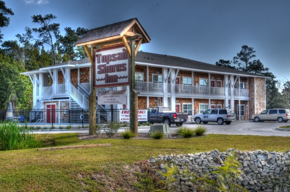 Topsail Shores Inn 5/67