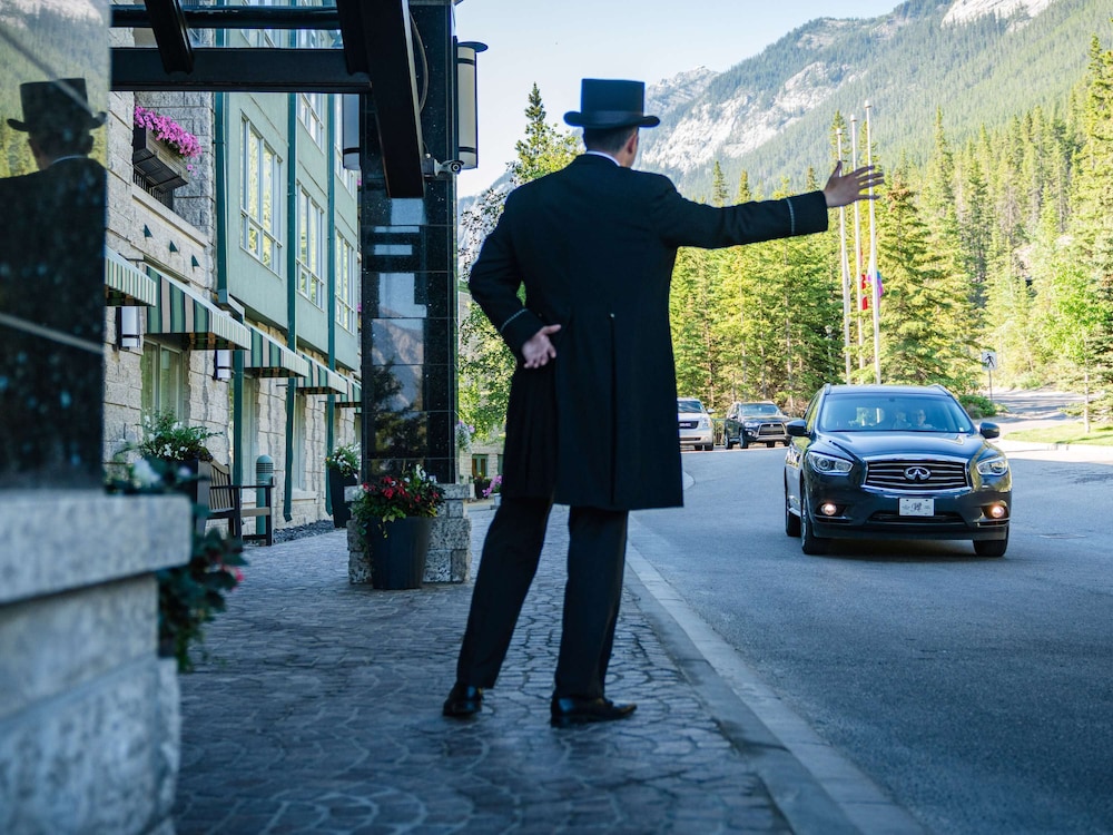 The Rimrock Resort Hotel Banff 63/71