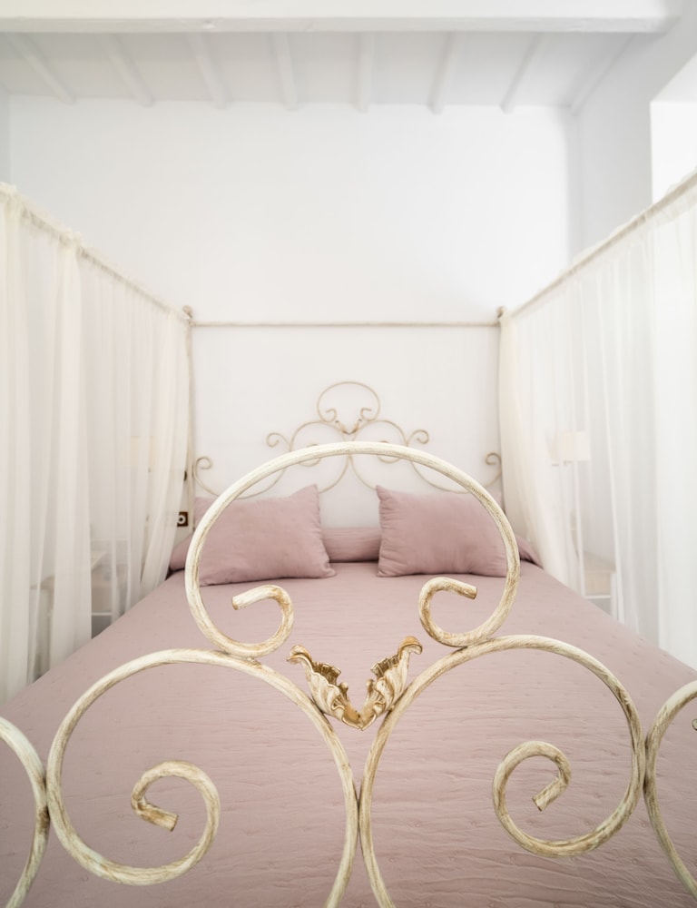 Seranova Luxury Hotel - Adults Only 17/50
