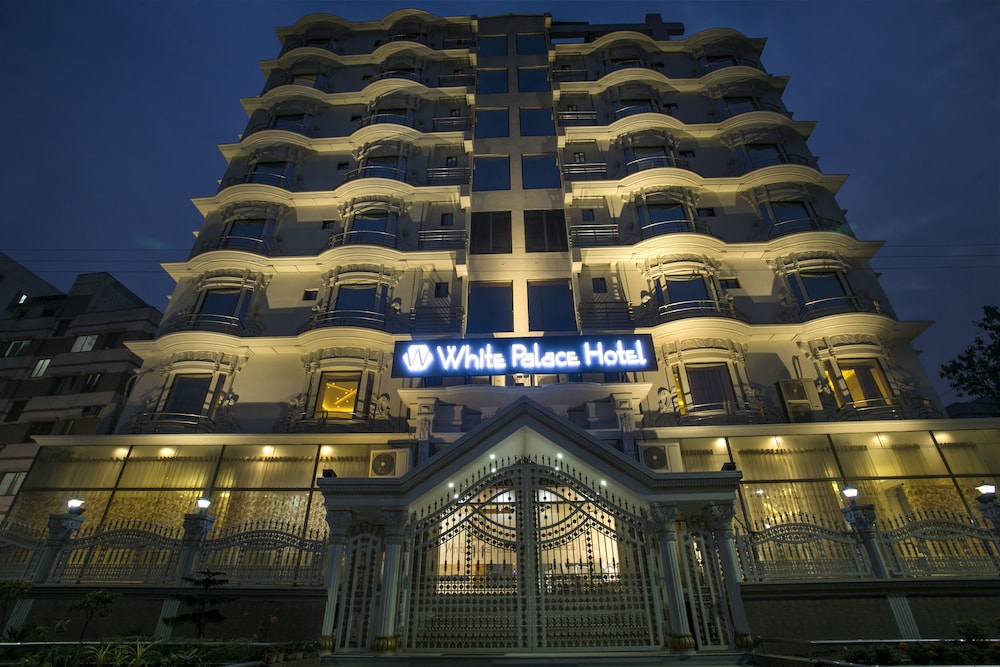 White Palace Hotel photo2