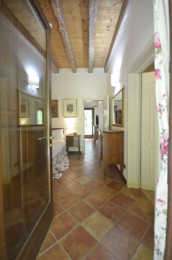 Hotel Villa Luppis 8/77