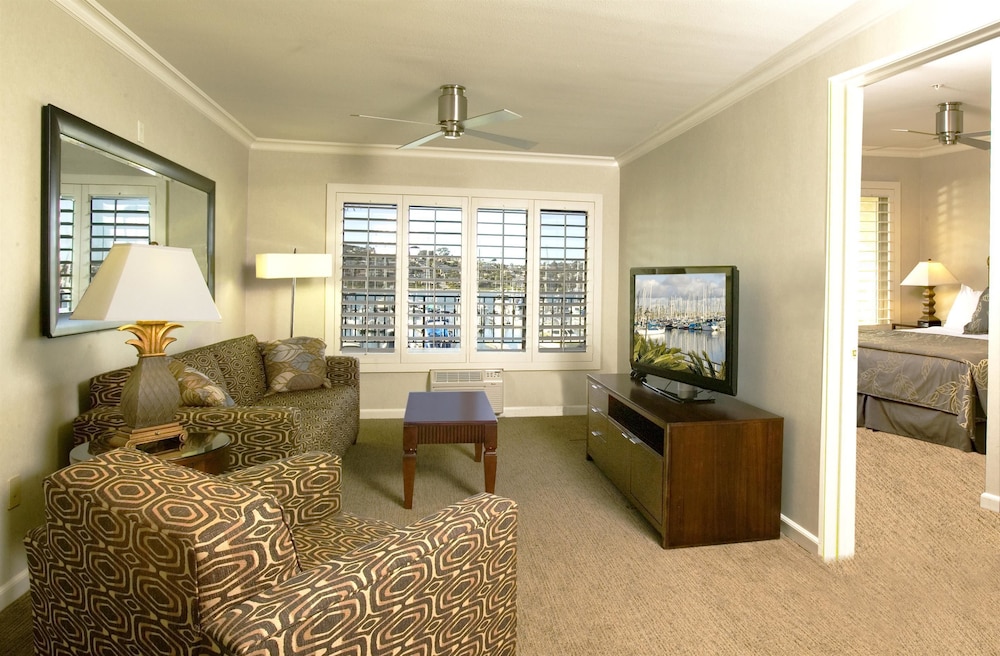 Best Western Plus Island Palms Hotel & Marina 31/46