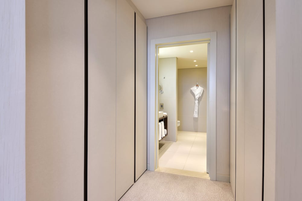 Voco Doha West Bay Suites 44/100
