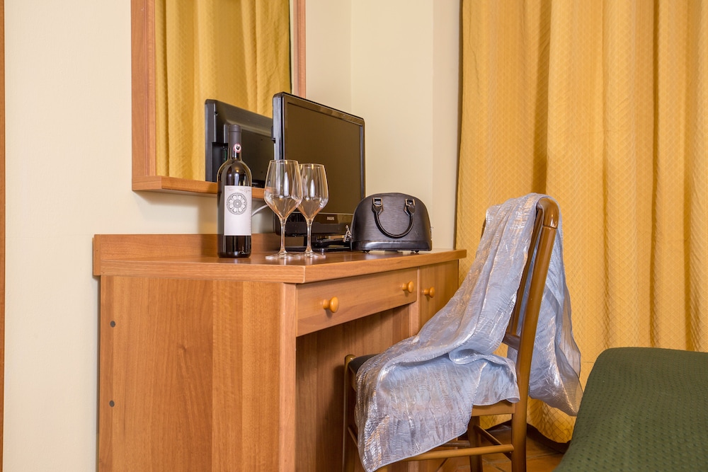 Hotel Trastevere 28/40