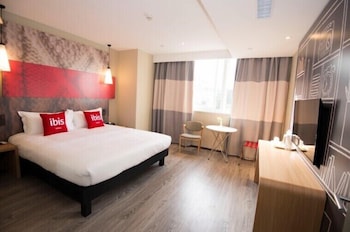 Ibis Luoyang Baolong Square Hotel 17/47