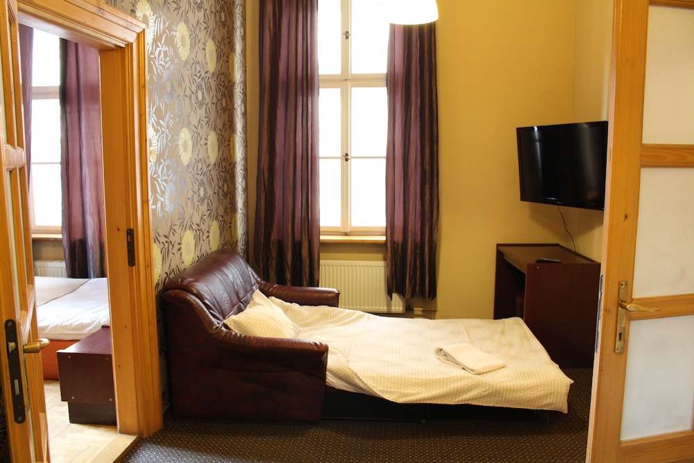 Cracow Old Town Guest House 3/40