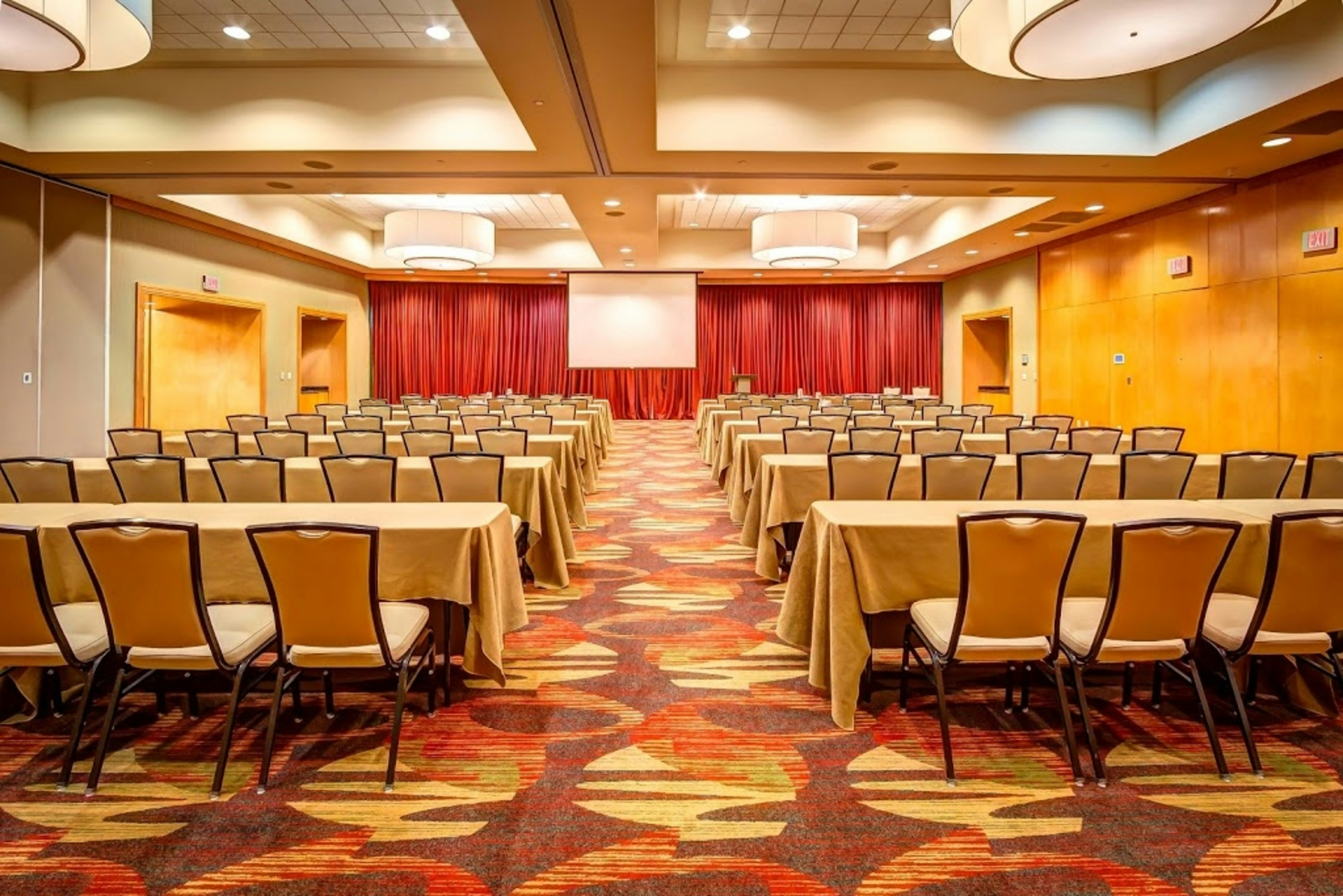 Embassy Suites by Hilton Houston Energy Corridor 61/63