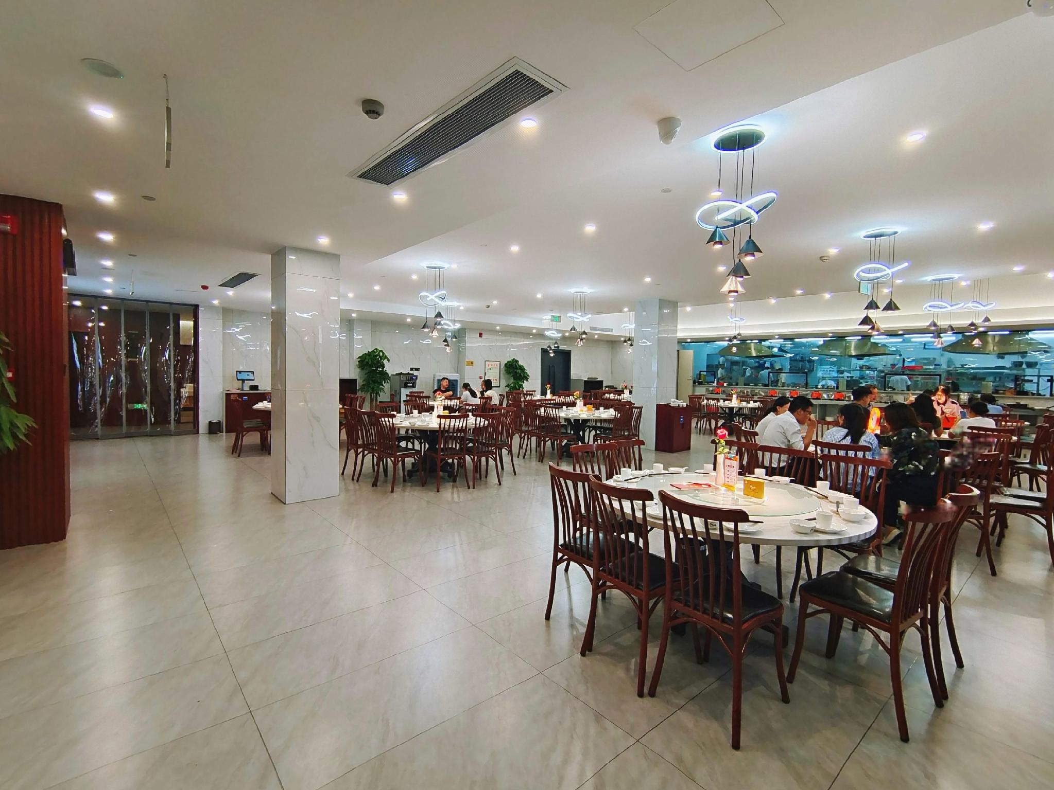 Vienna Hotel (Changsha Furong Middle Road) 36/48