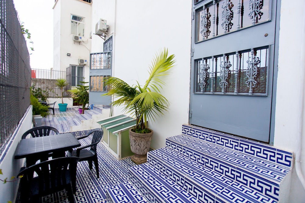 HOTEL MAMORA 57/72
