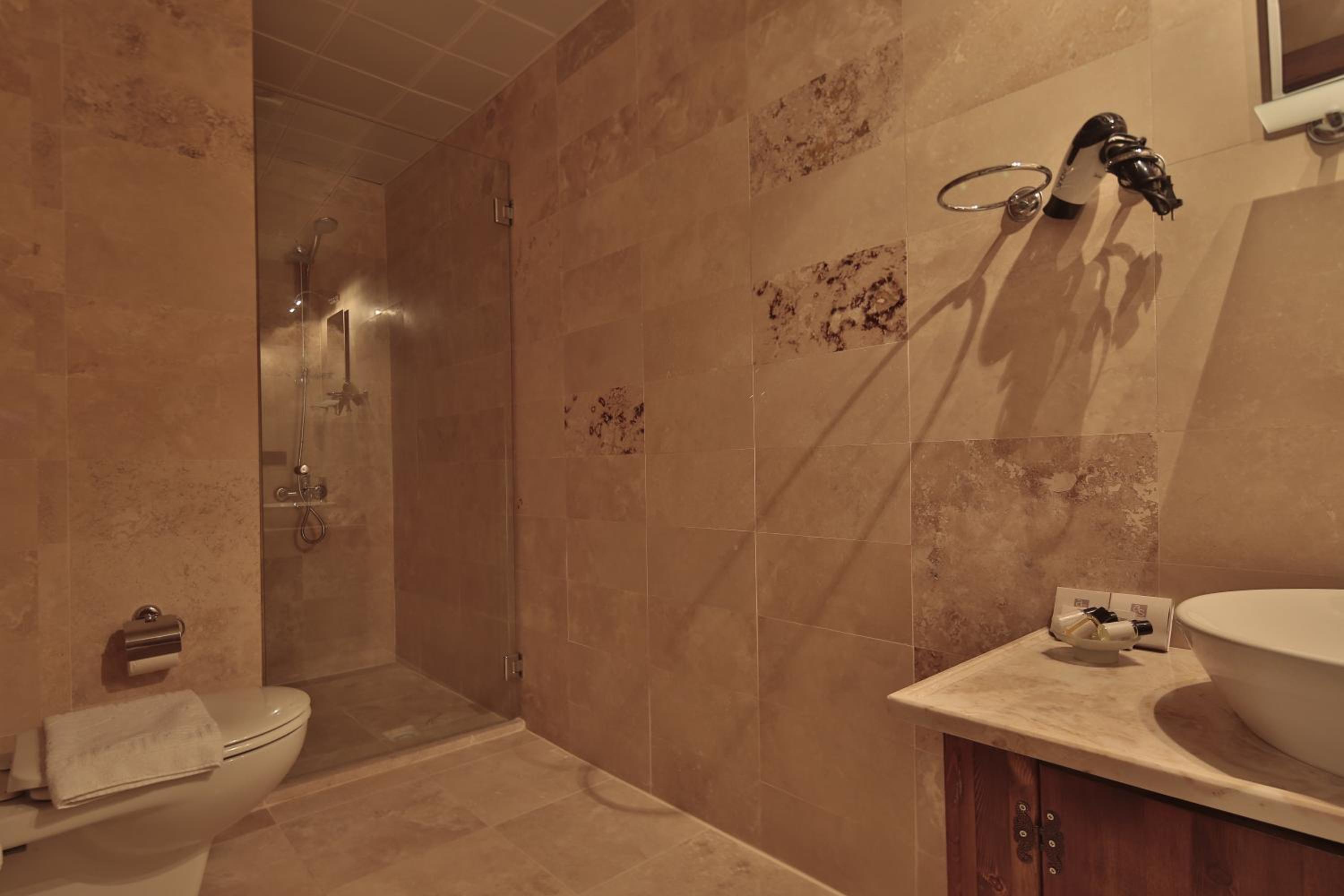 Guzide Cave Hotel 100/100