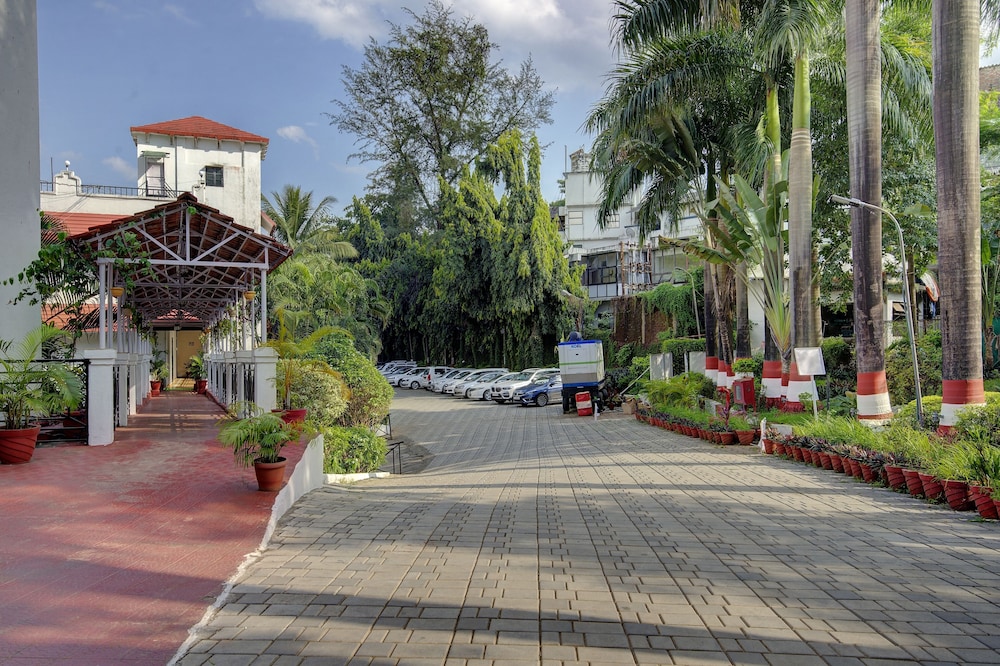 HOTEL KHANVEL RESORT 41/50