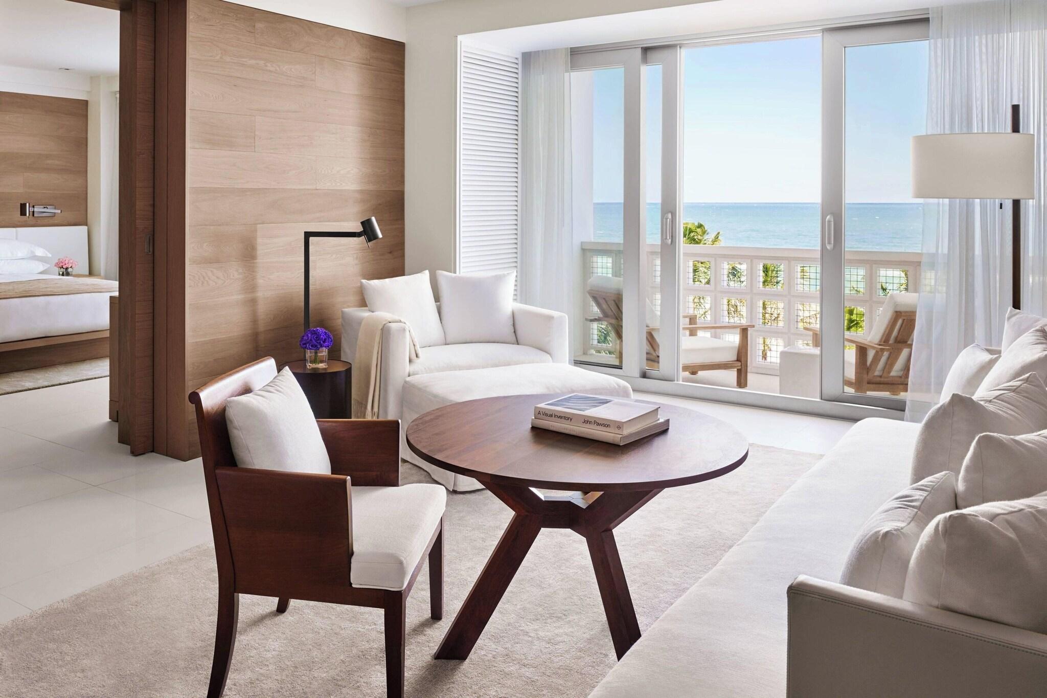 Suite, King Bed, Ocean Front