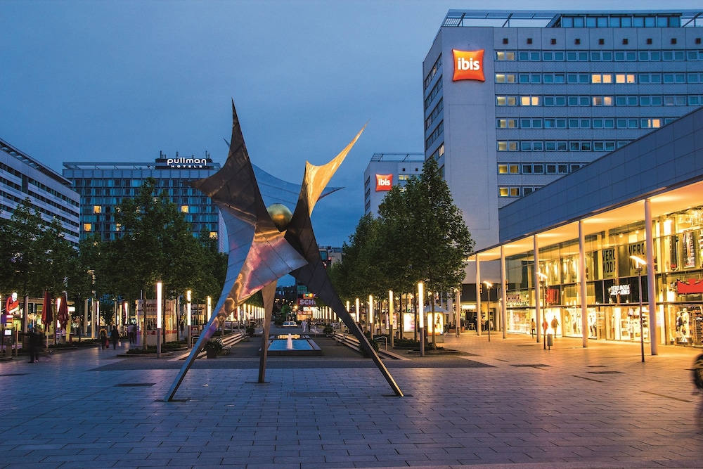 Ibis Dresden Zentrum 32/67