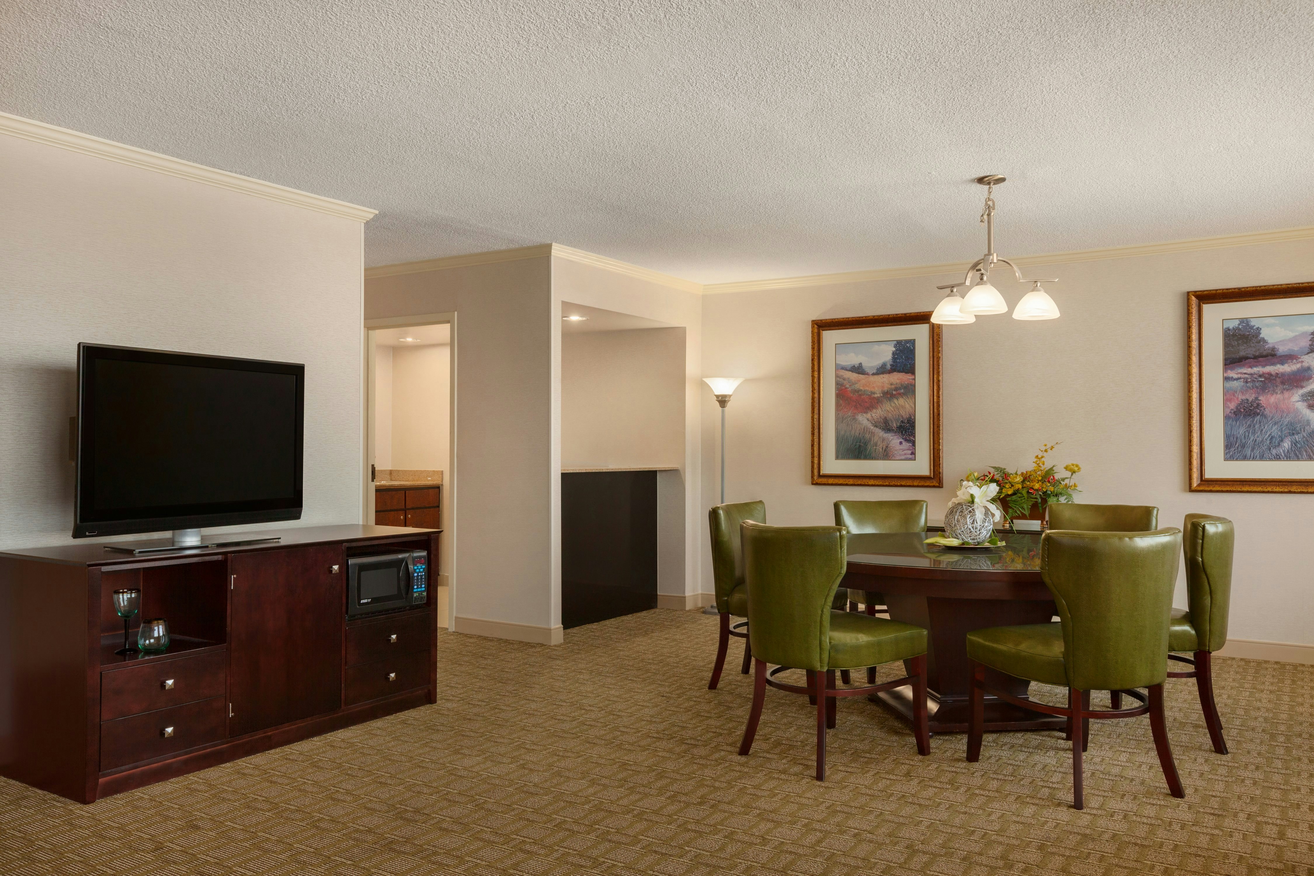 Hilton Fort Wayne At The Grand Wayne Convention Center 62/72