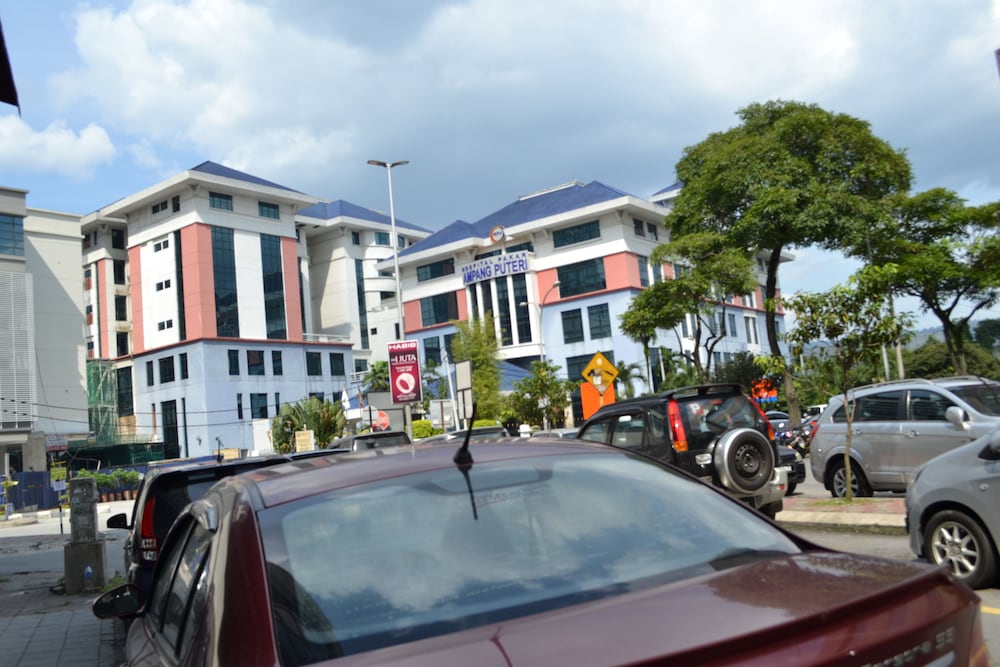 Eazy Hotel at Ampang 53/55