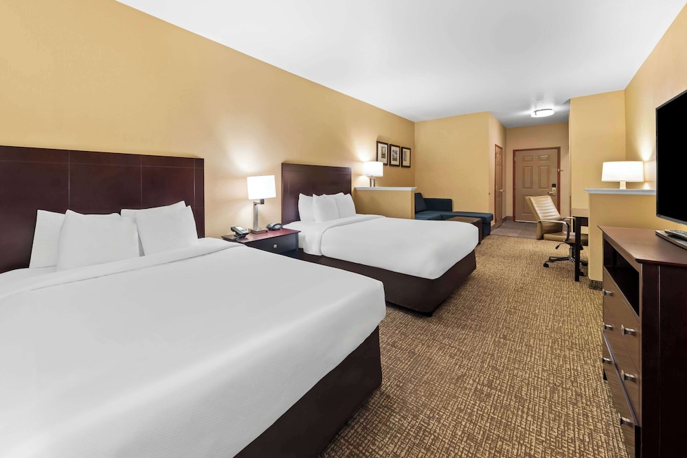 جناح بسريرين كوين لذوي الإعاقة