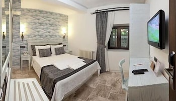 Assos Behram Hotel 6/43