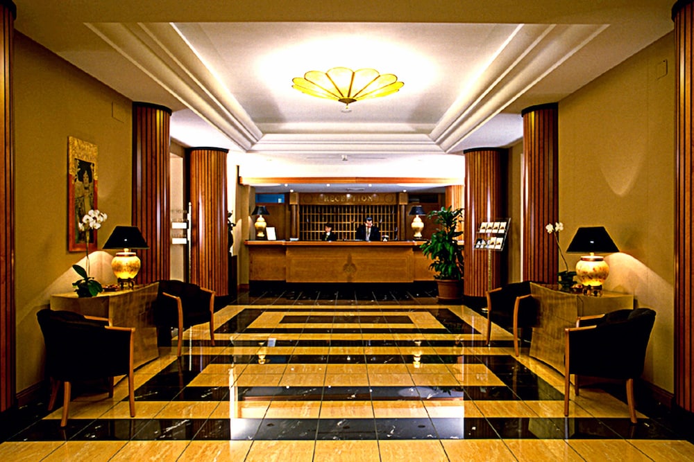Ramada By Wyndham Naples photo5