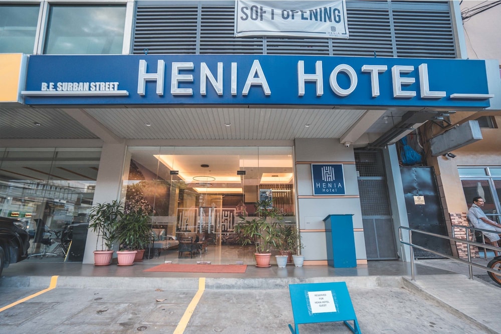 Henia Hotel 2/45