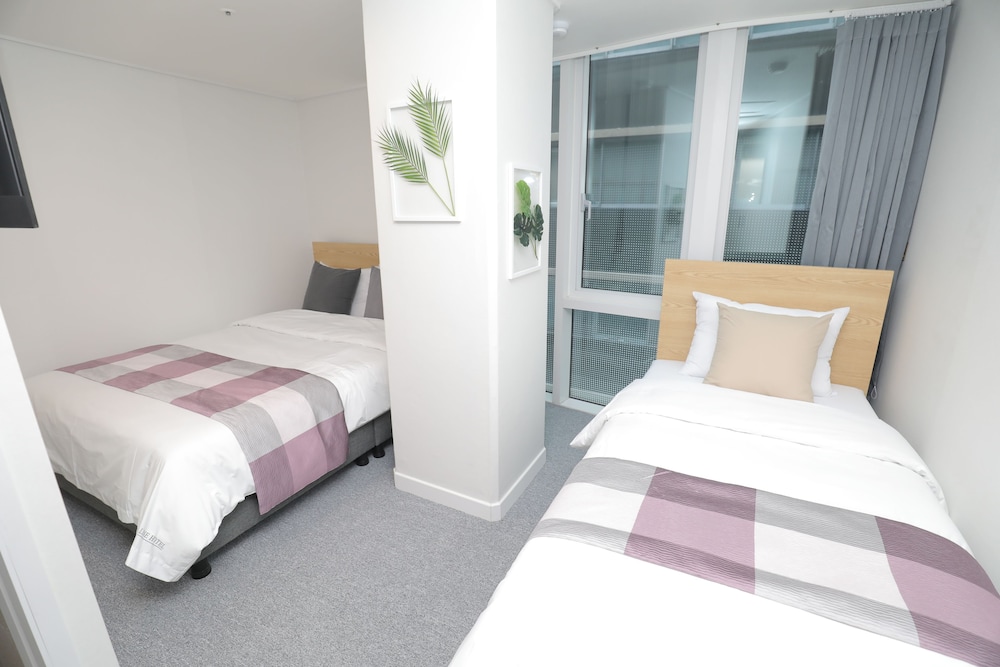 LINE HOTEL MYEONGDONG 34/56