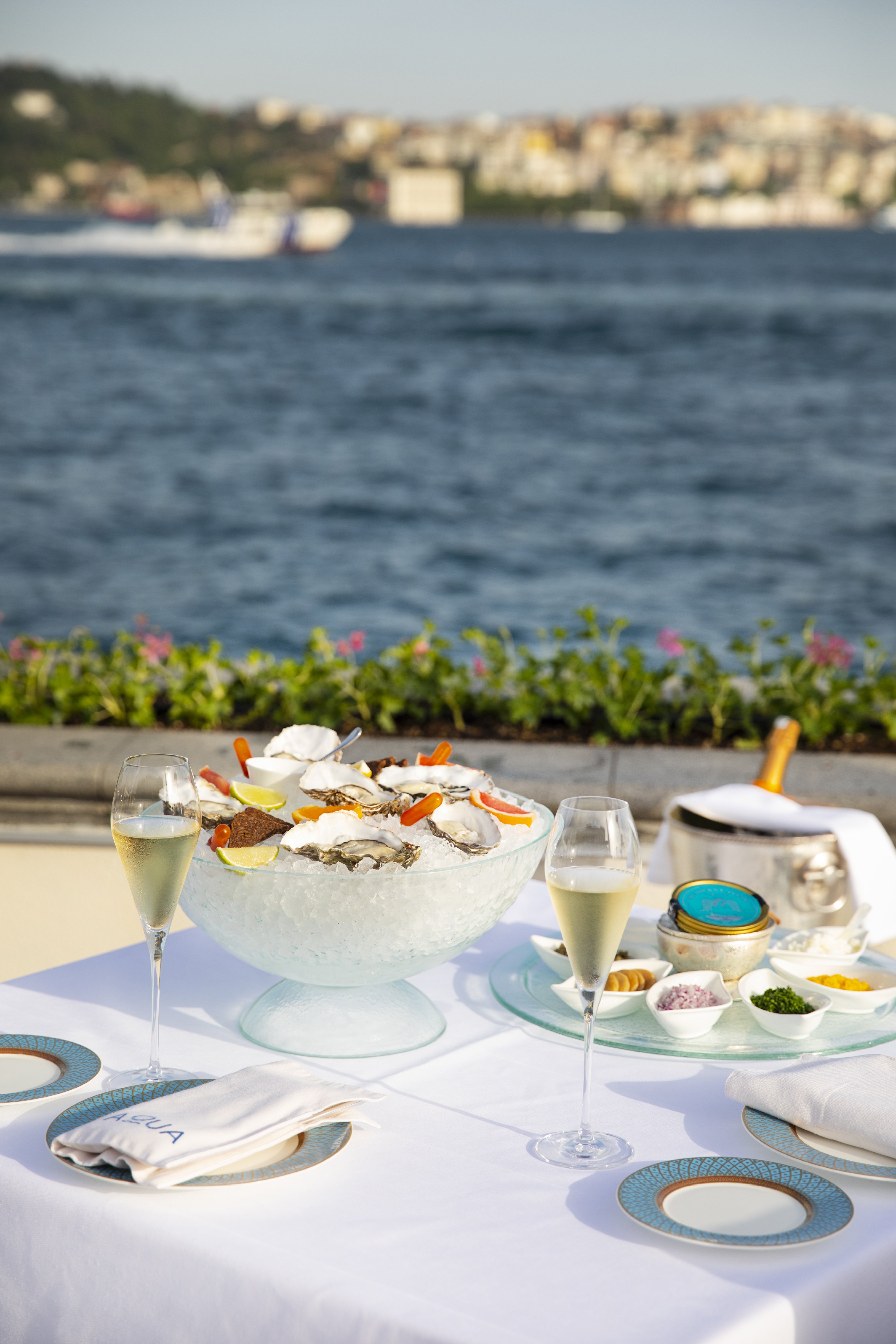 Four Seasons Hotel Istanbul at the Bosphorus 56/80