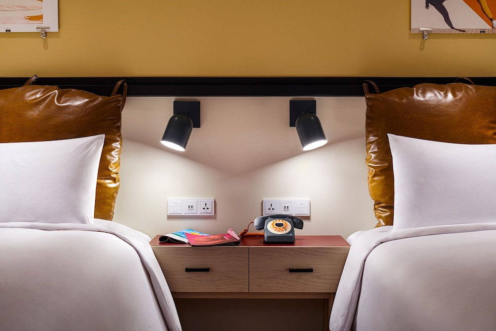 Moxy Seoul, Myeongdong 30/50