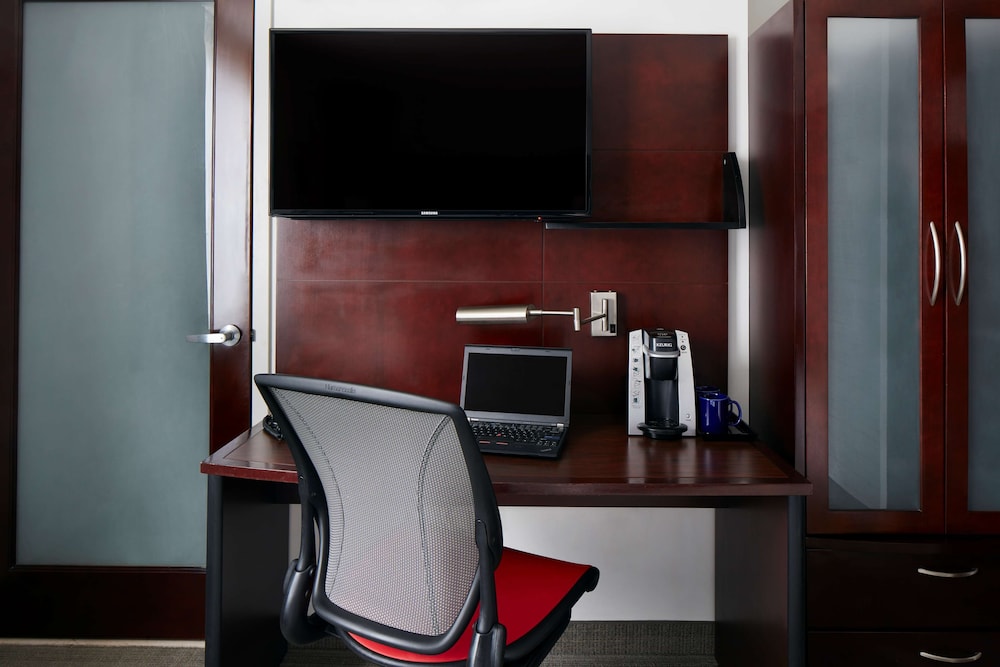 DoubleTree by Hilton New York Midtown Fifth Ave 53/61