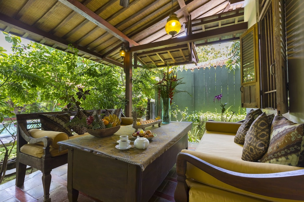 Villa Kampung Kecil 67/78