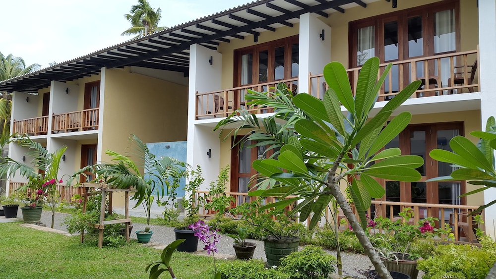 Handagedara Resort 59/63